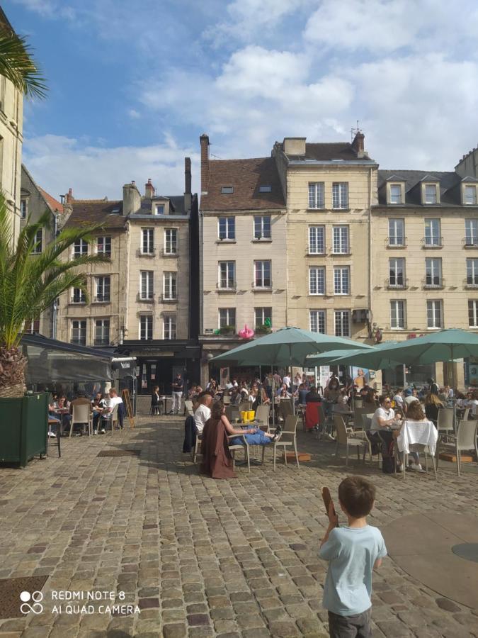 Apartament Duplex Centre Historique Caen Zewnętrze zdjęcie